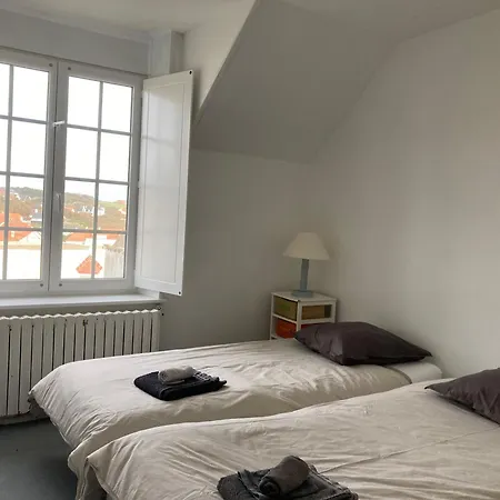 Face A La , L Artiste *