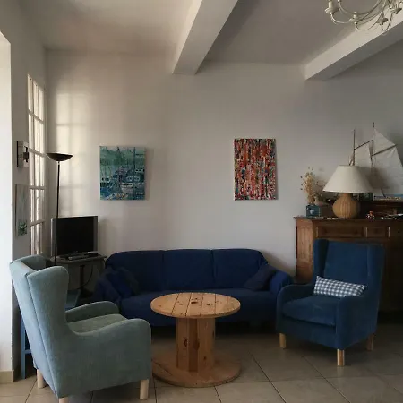 Face A La , L Artiste *