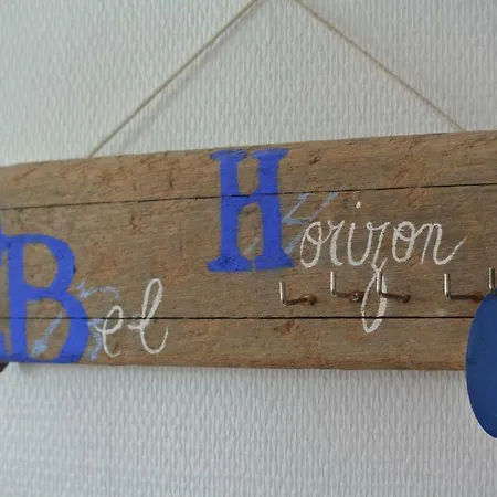 Face A La , L Artiste Ambleteuse