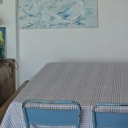 Face A La , L Artiste *