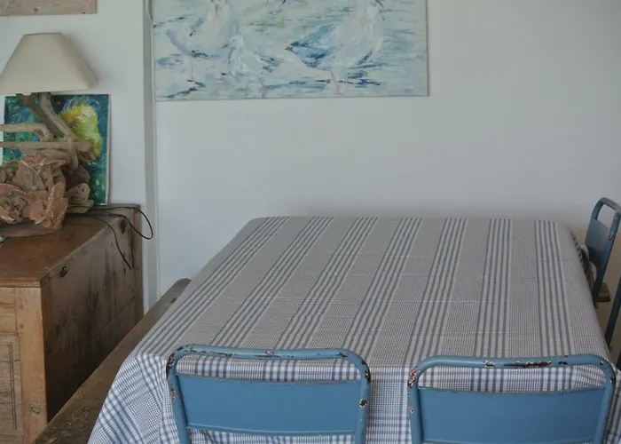 Face A La , L Artiste *